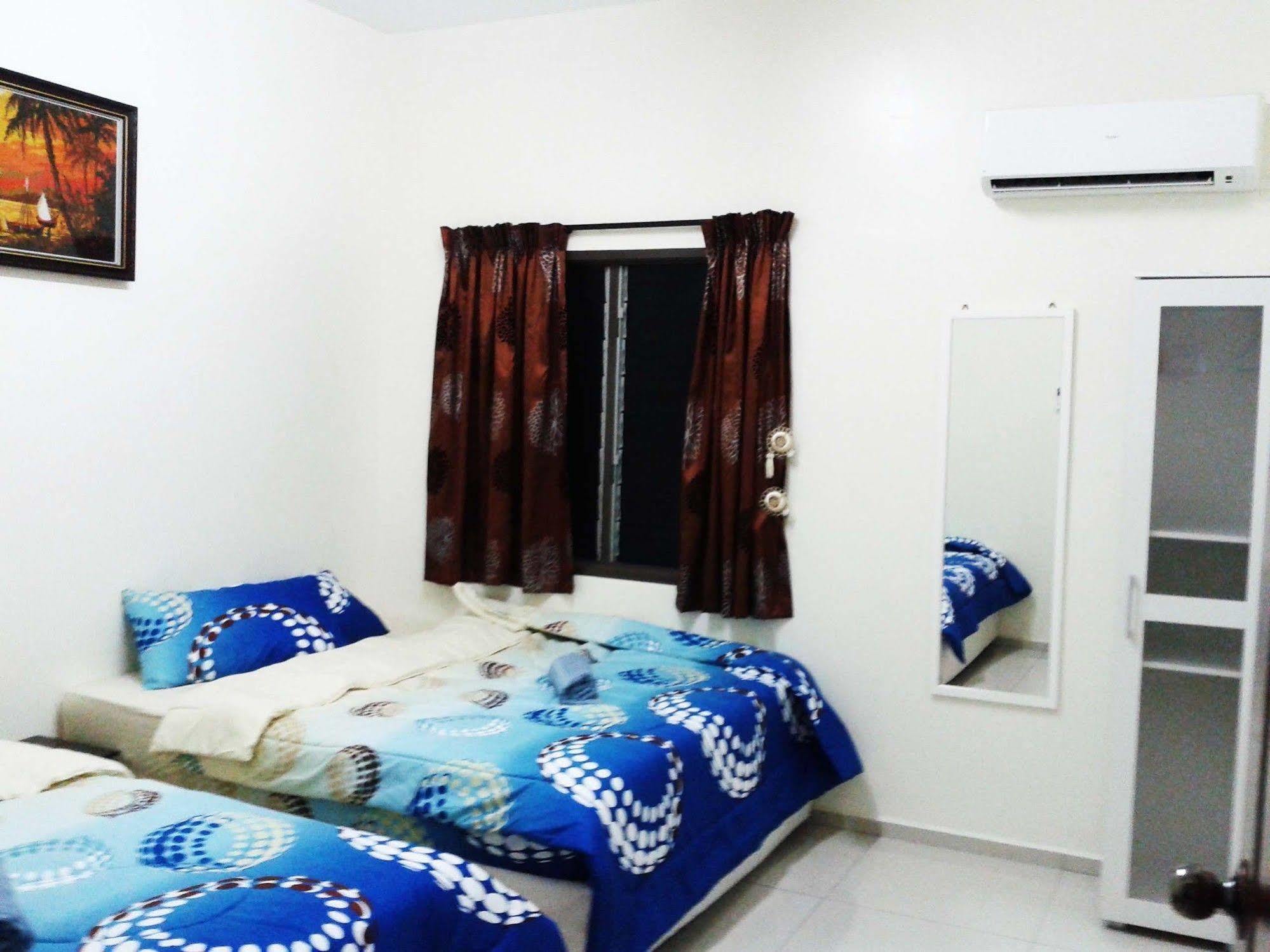 Efm Hotel 3*